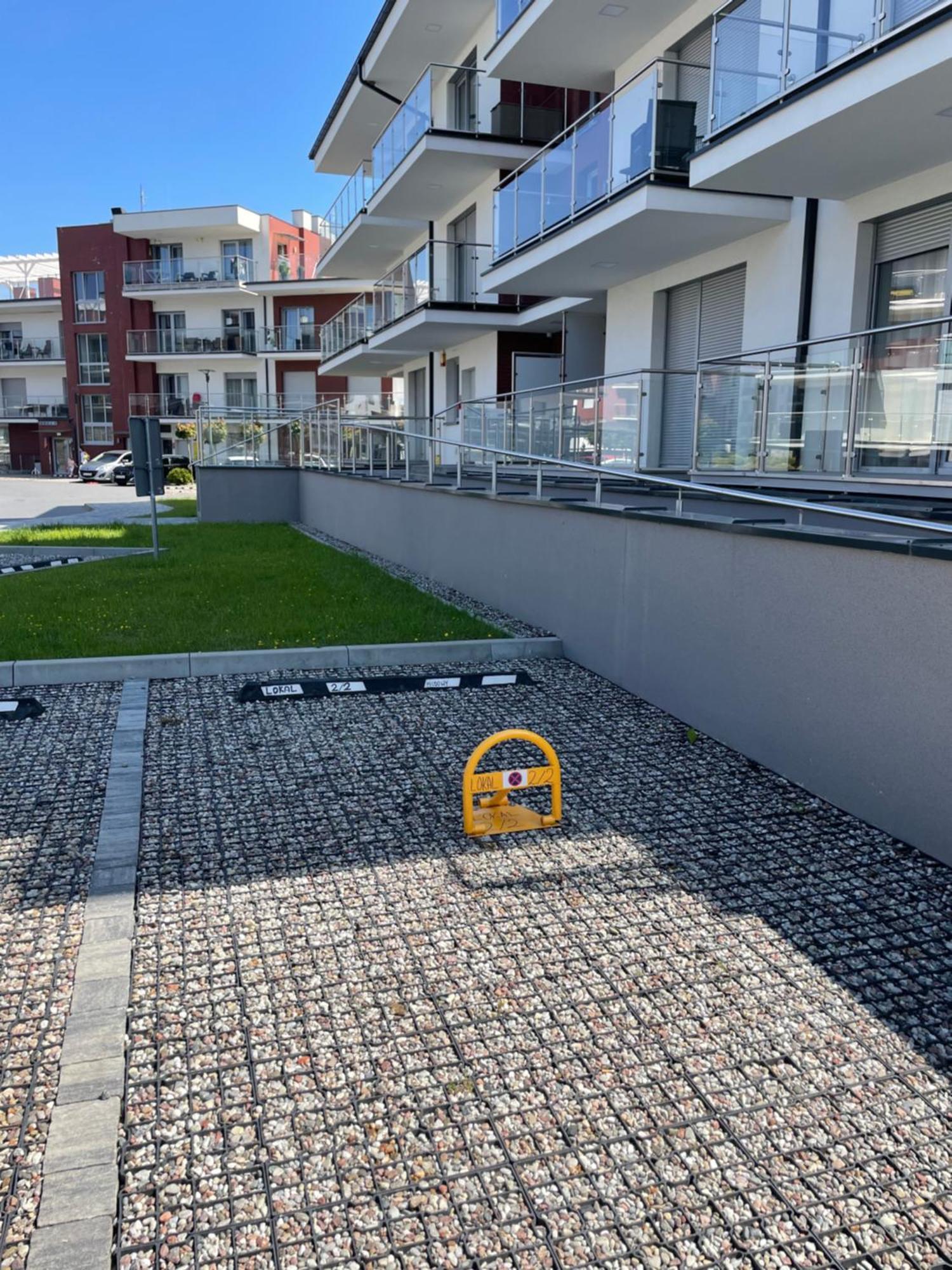 Miodowy Apartament Z Duzym Tarasem W Rewalu, Blisko Morza Exterior foto